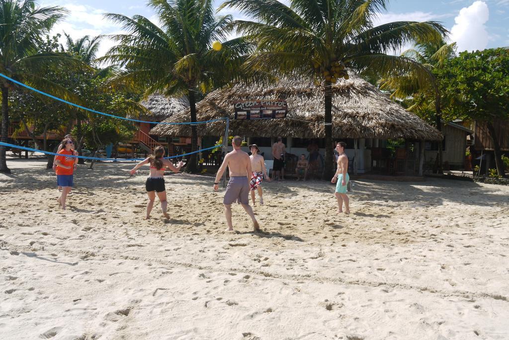 Green Parrot Beach Houses And Resort Placencia Exterior foto