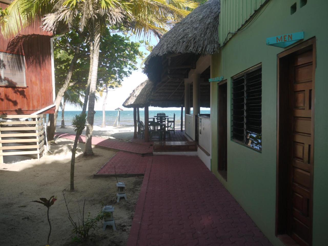 Green Parrot Beach Houses And Resort Placencia Exterior foto