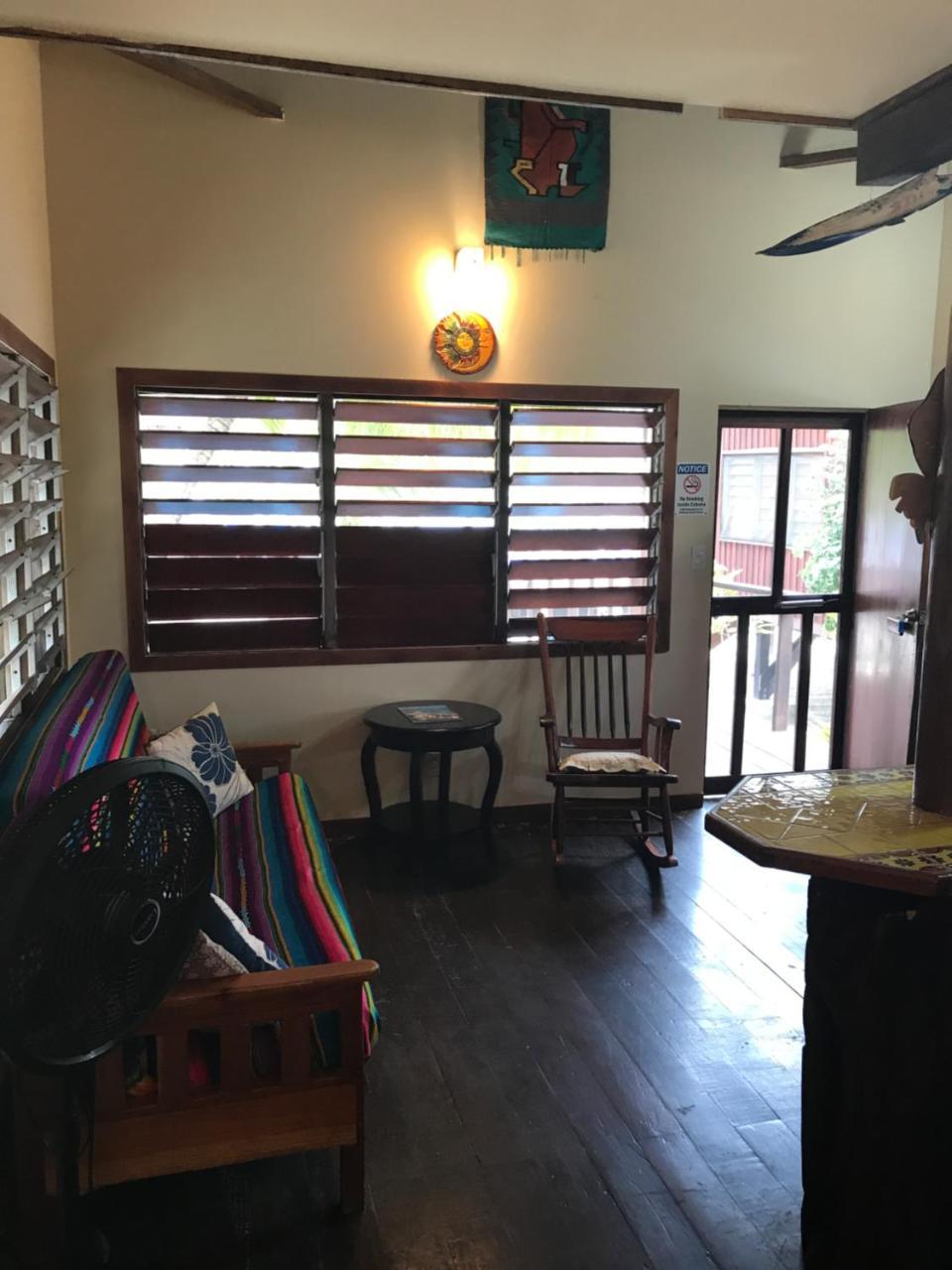 Green Parrot Beach Houses And Resort Placencia Exterior foto